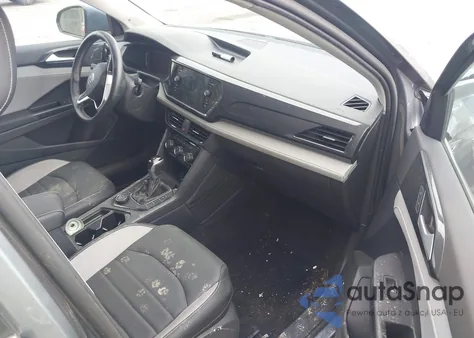 2022 Volkswagen Taos 1.5T Sel из США, поврежденный, VIN 3VV2X7B26NM065677